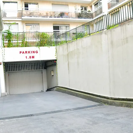 아파트 Cozy Near Eiffel With Free Parking *