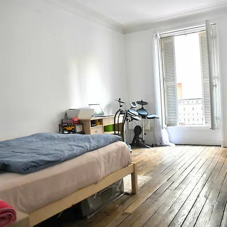 Cozy Near Eiffel With Free Parking 아파트