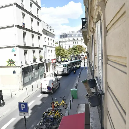 Cozy Near Eiffel With Free Parking 파리